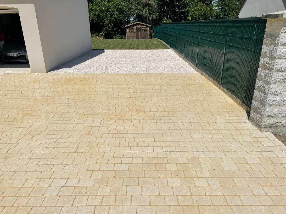 Concept Paysage Paysagistea La Ville Aux Dames Des Materiaux De Qualite Pour Vos Projets Exterieurs